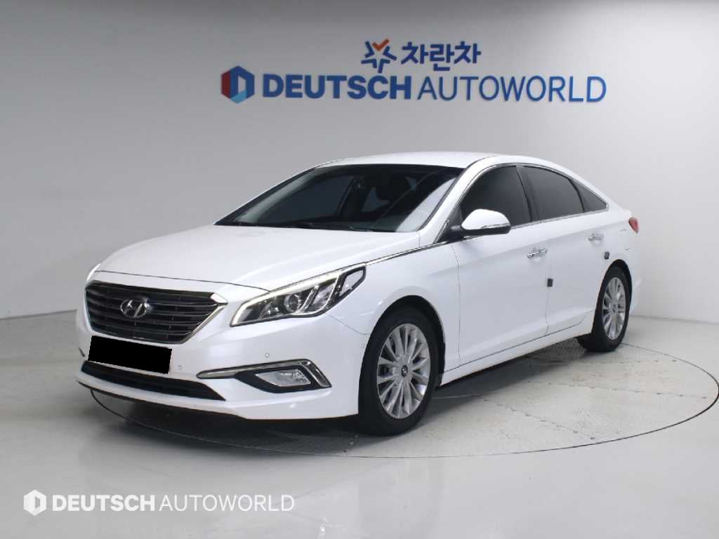 Hyundai Sonata — photo 01