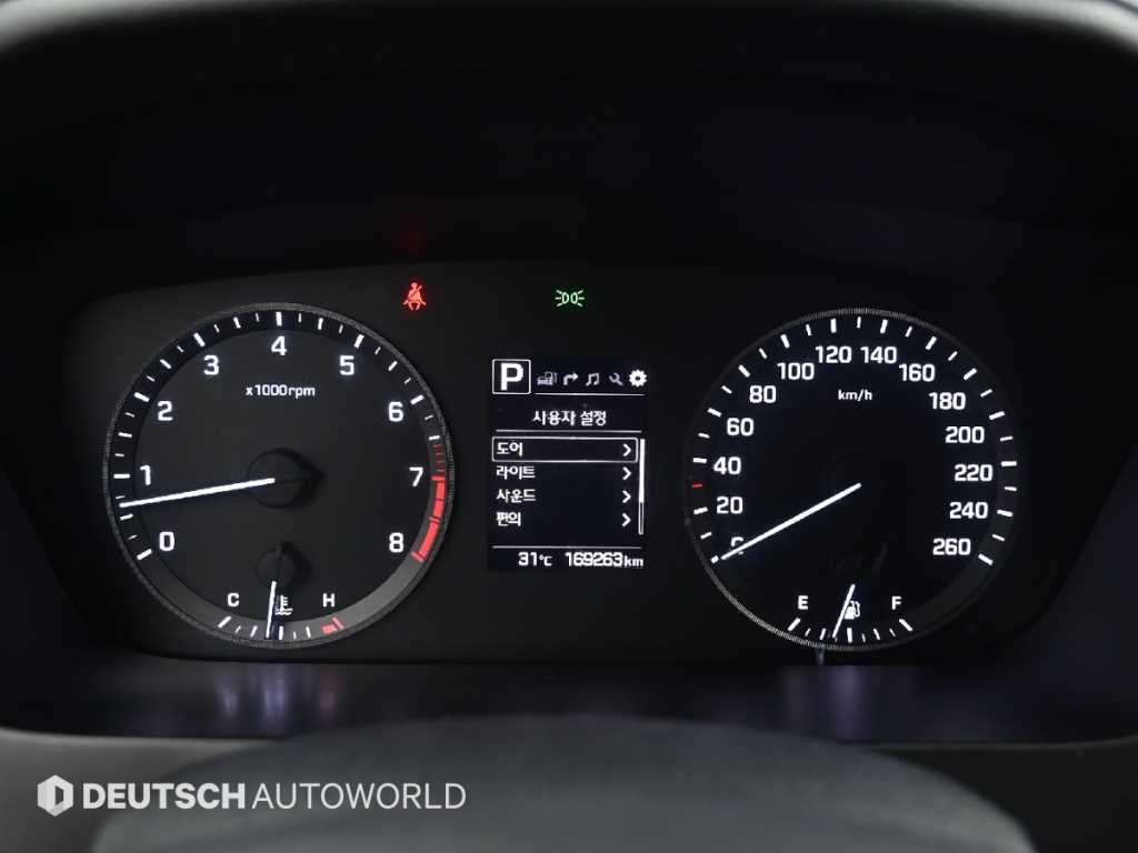 Hyundai Sonata — photo 08