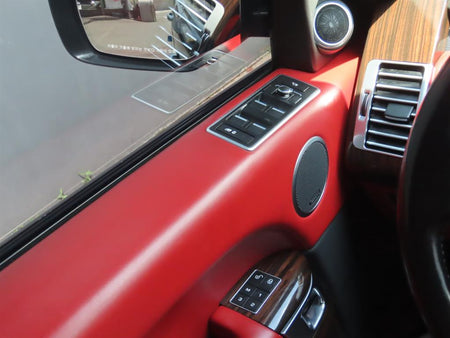 Land Rover Range Rover — photo 13