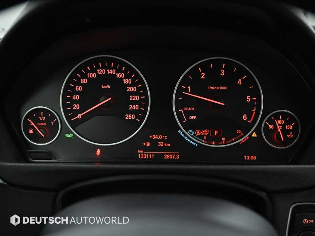 BMW 3-Series — photo 08