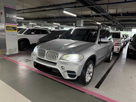 BMW X5 — photo 01