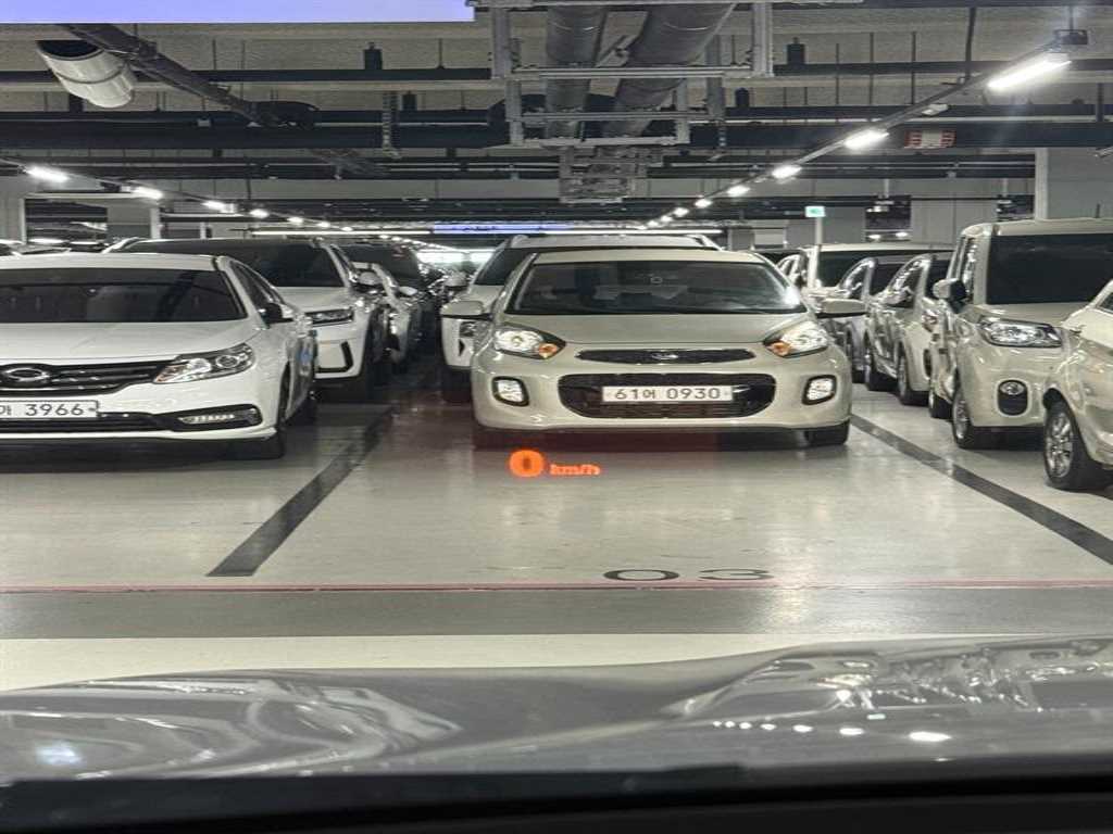 BMW X5 — photo 10