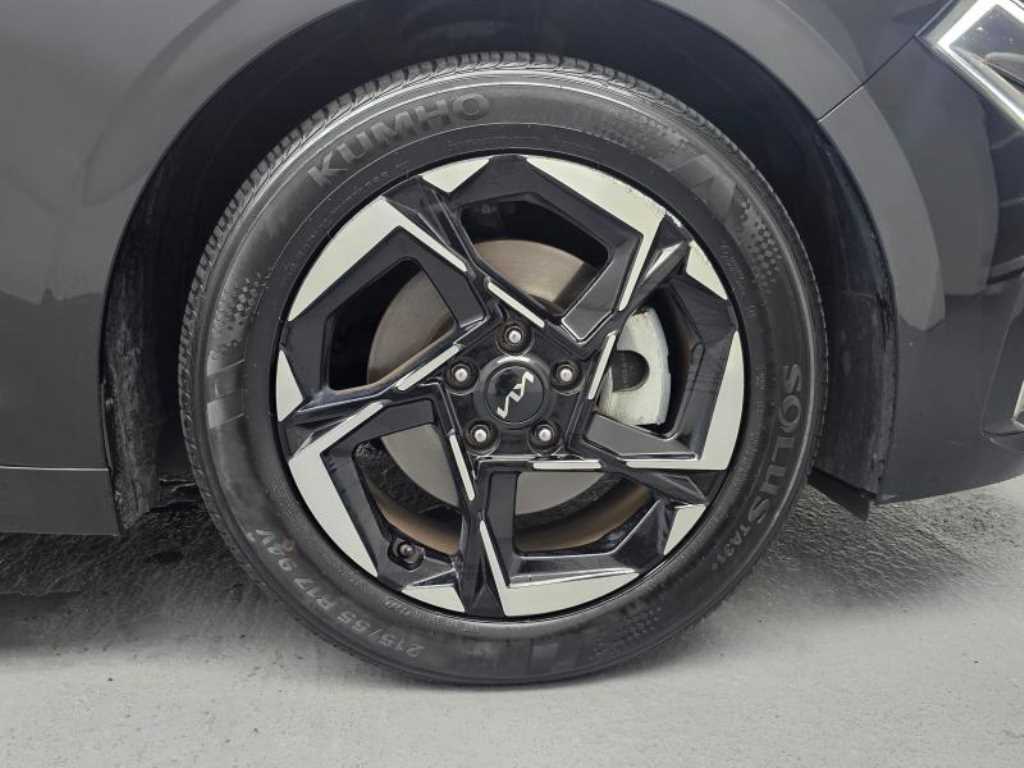 Kia K5 — photo 05