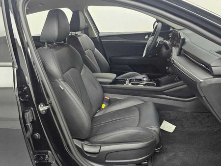Kia K5 — photo 10
