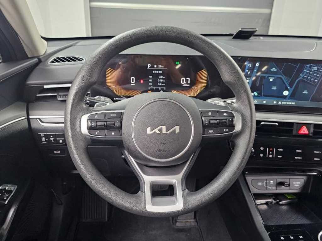 Kia K5 — photo 13