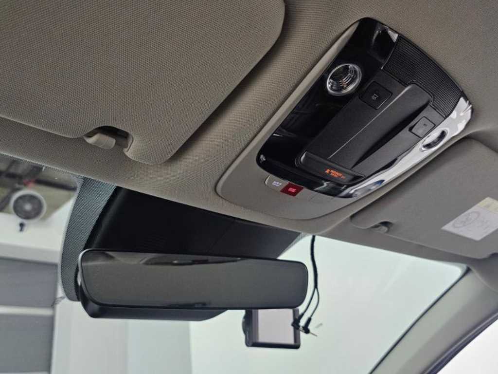 Kia K5 — photo 18