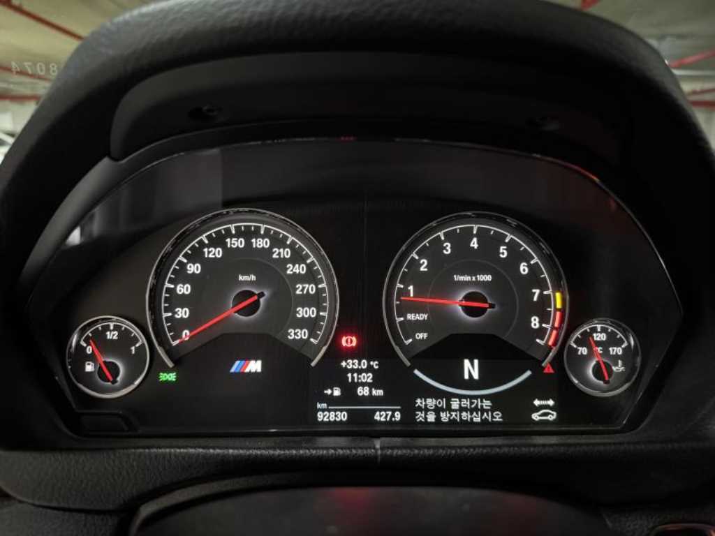 BMW M4 — photo 13