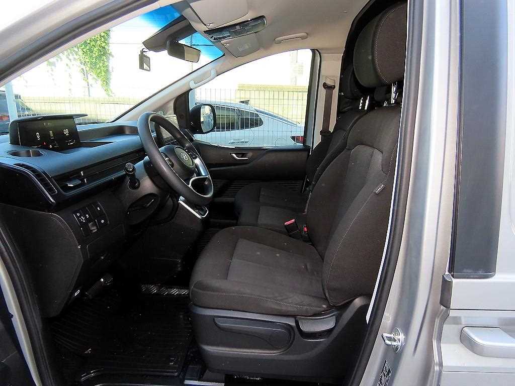 Hyundai Staria — photo 05