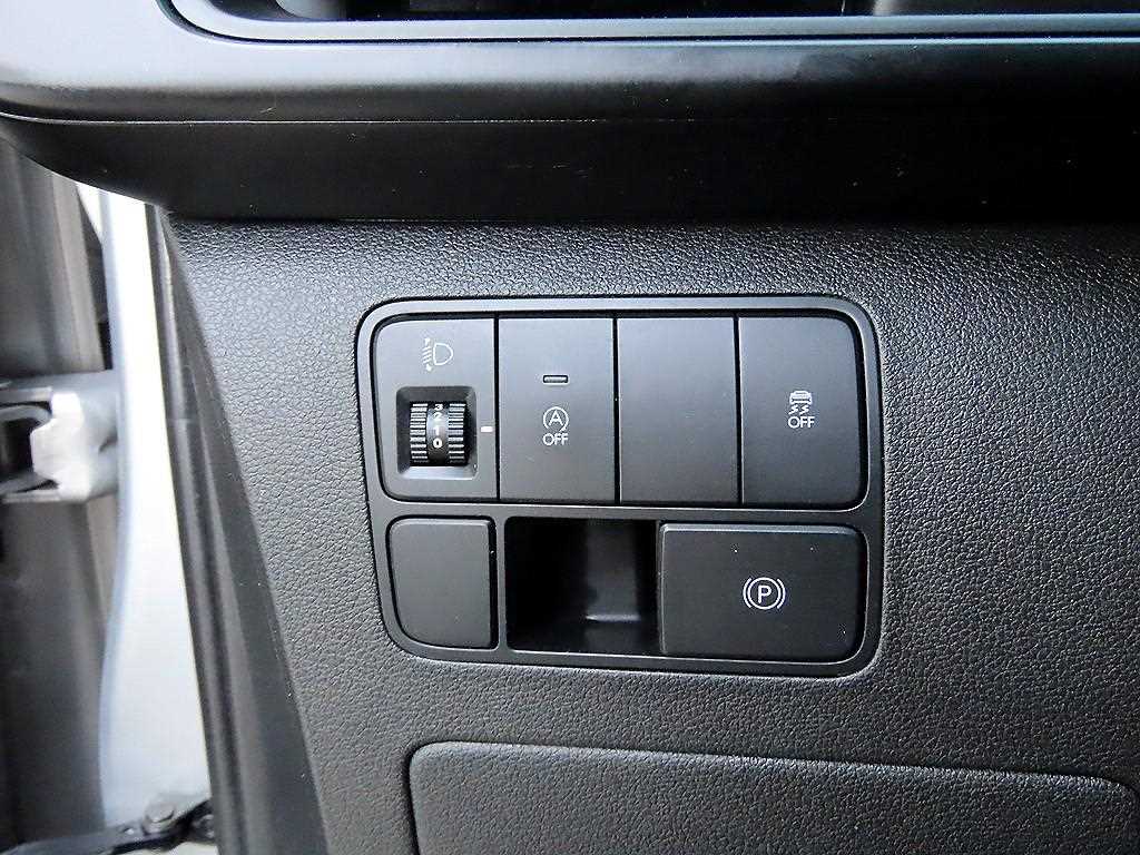 Hyundai Staria — photo 12