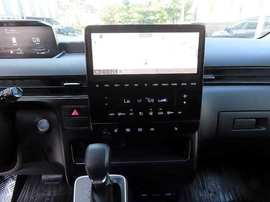 Hyundai Staria — photo 13