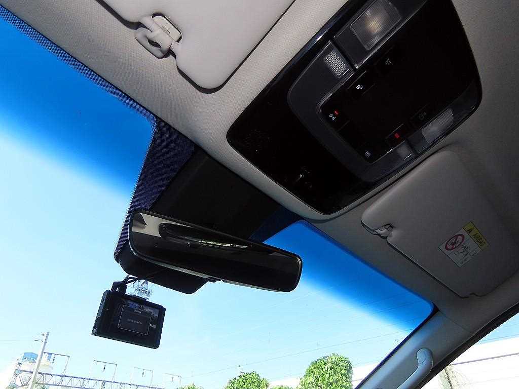 Hyundai Staria — photo 16