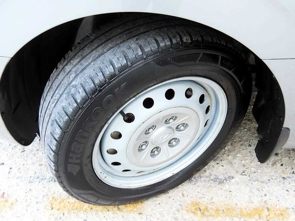 Hyundai Staria — photo 19