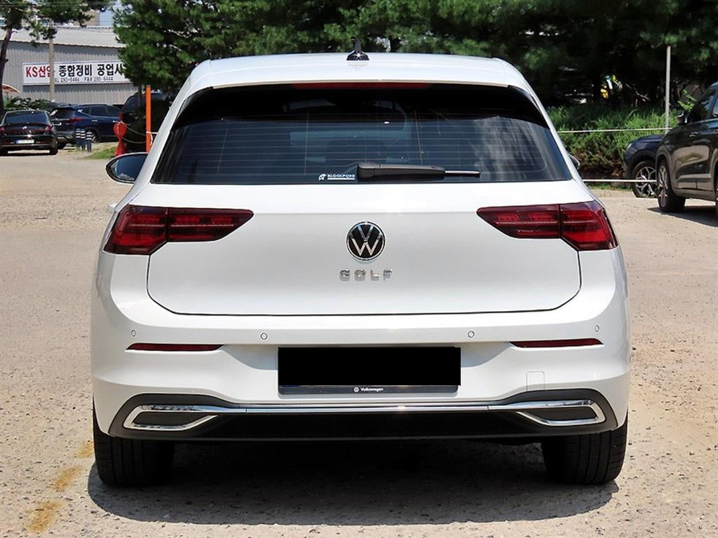Volkswagen Golf — photo 04