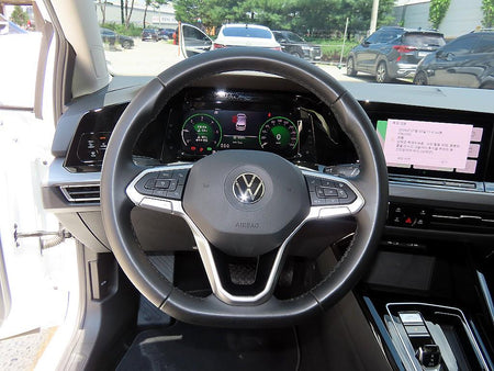 Volkswagen Golf — photo 08