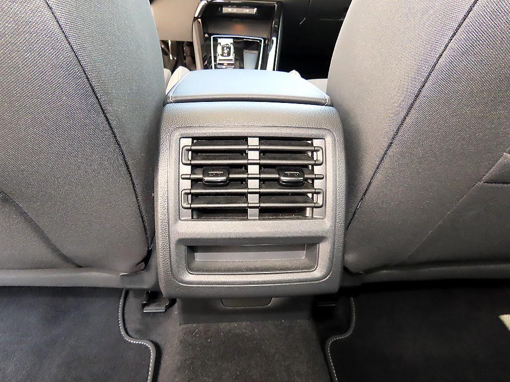 Volkswagen Golf — photo 16