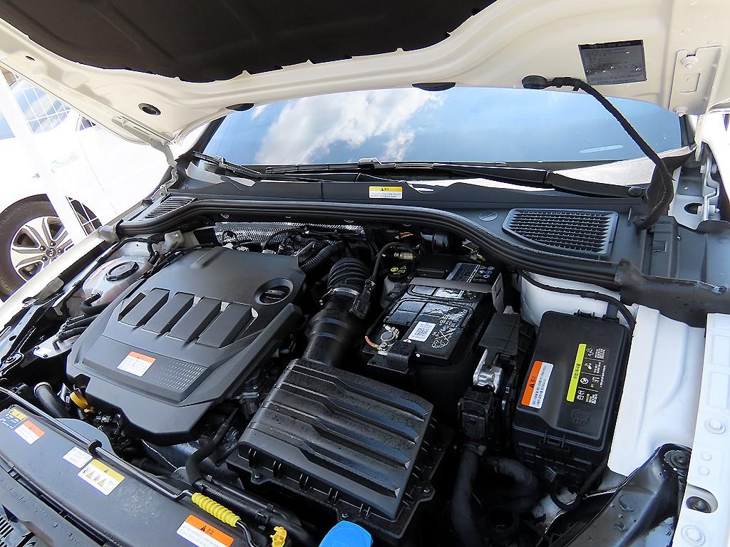 Volkswagen Golf — photo 19