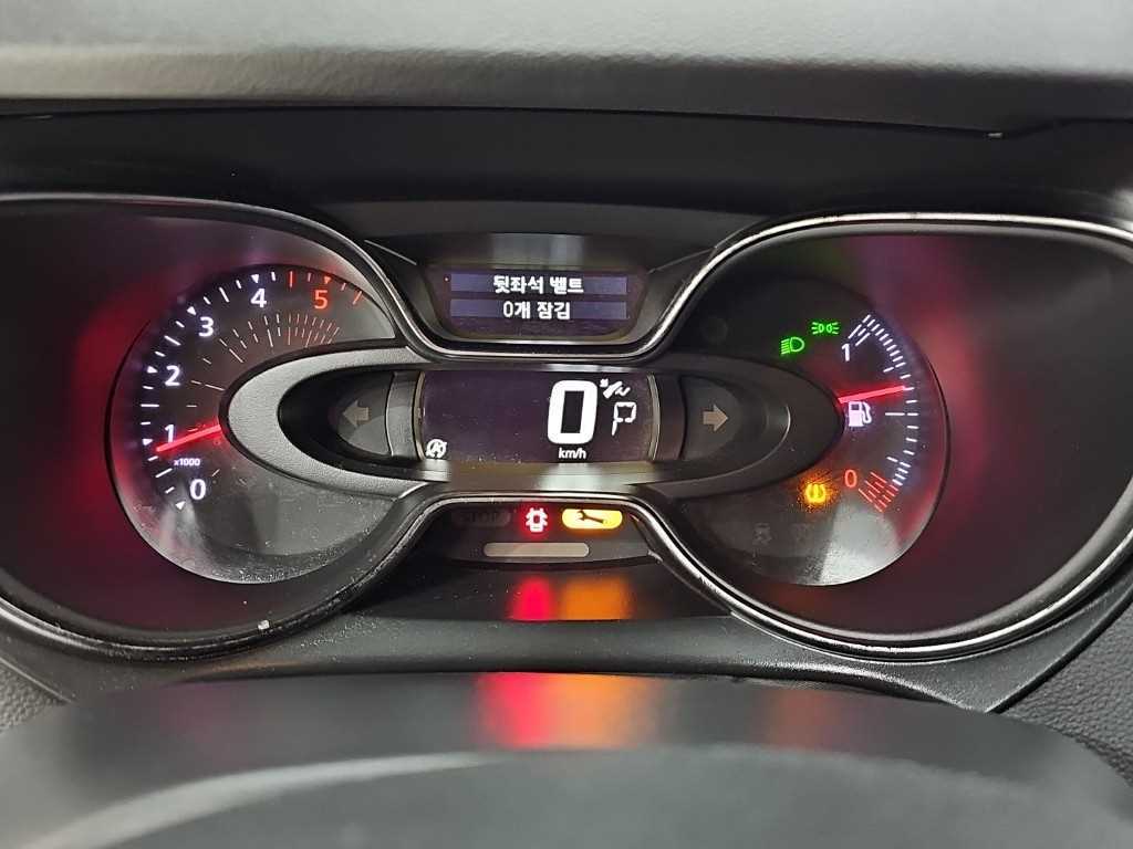 RENAULT QM3 — photo 06