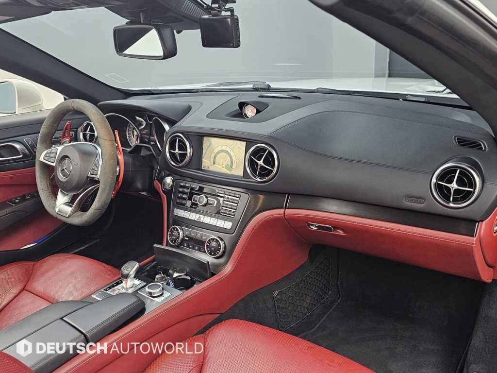 Mercedes-Benz SL-Class — photo 07