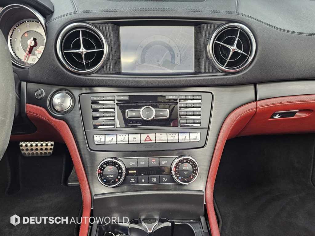 Mercedes-Benz SL-Class — photo 14