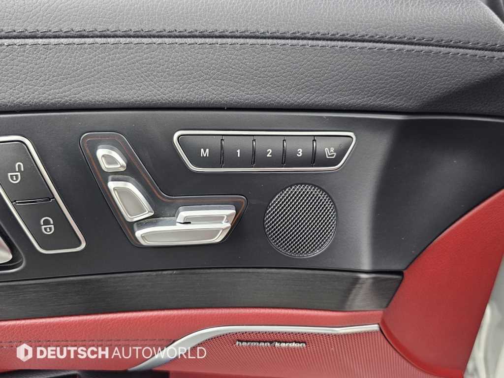 Mercedes-Benz SL-Class — photo 16
