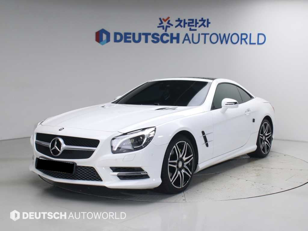 Mercedes-Benz SL-Class — photo 20