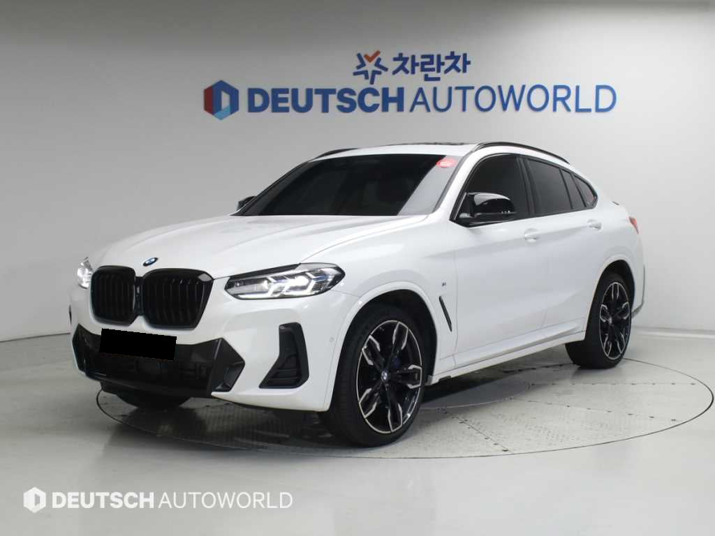 BMW X4 — photo 01