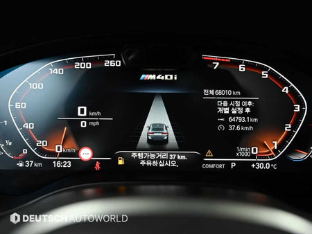 BMW X4 — photo 08