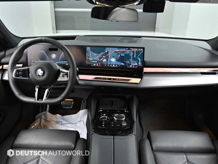 BMW 5-Series — photo 07