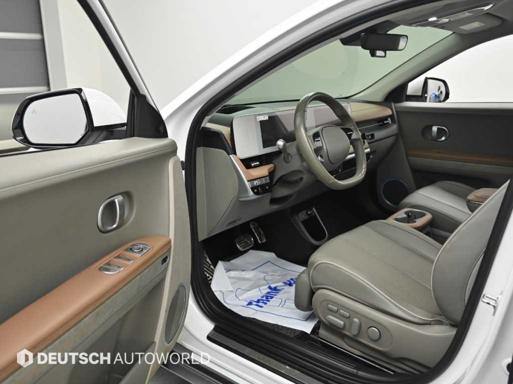 Hyundai Ioniq5 — photo 11