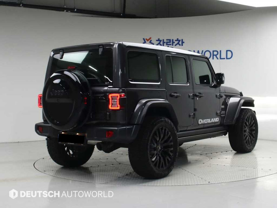 Jeep Wrangler — photo 02