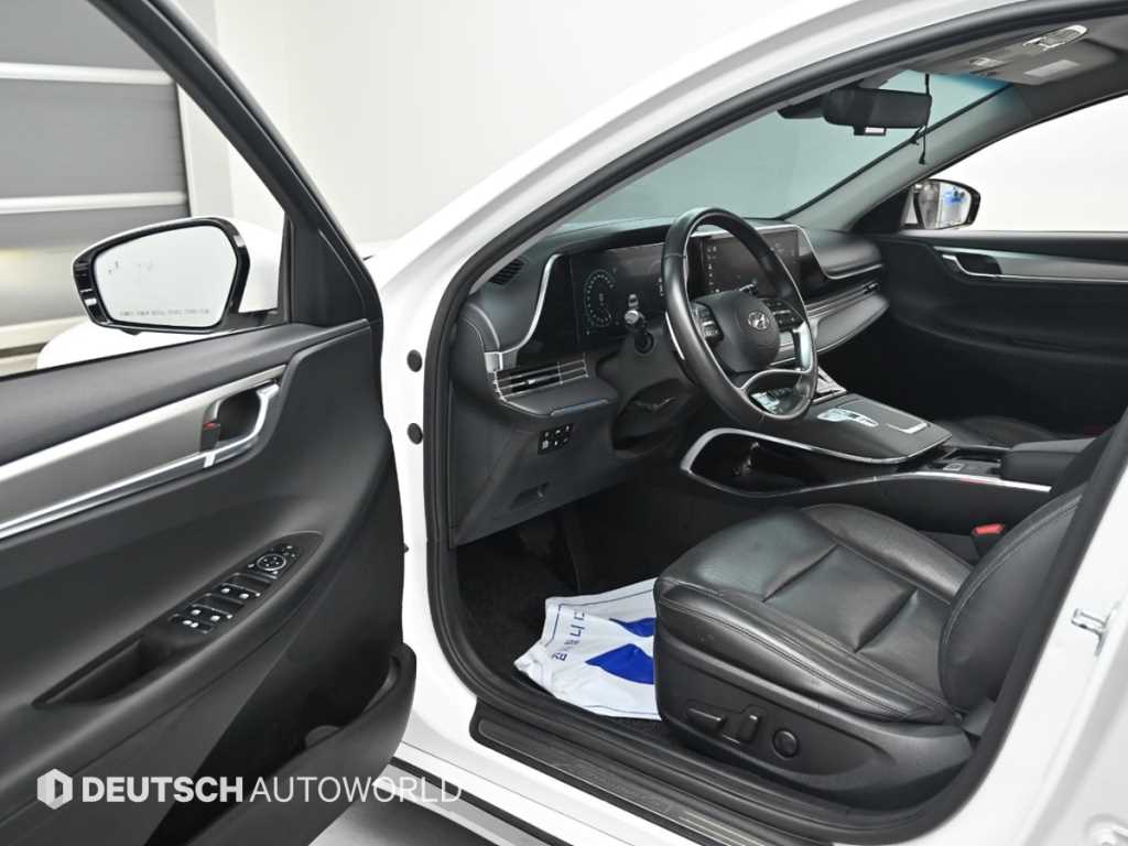 Hyundai Grandeur — photo 15