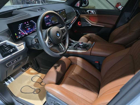 BMW X7 — photo 07