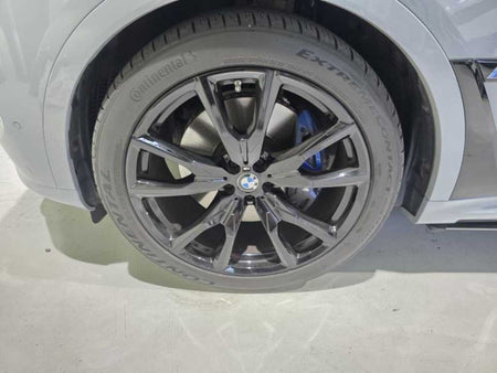 BMW X7 — photo 16