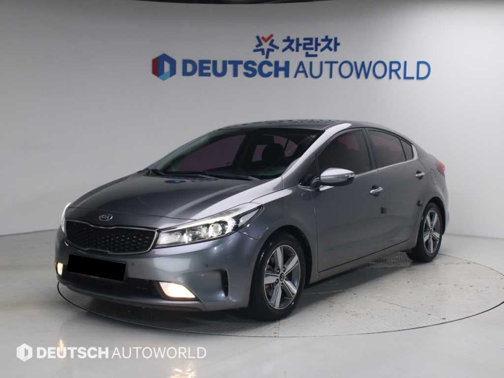 Kia K3 — photo 01