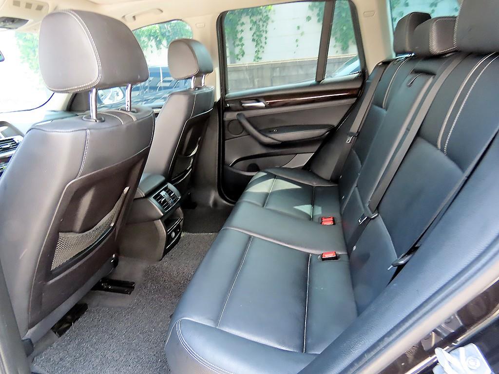 BMW X3 — photo 06