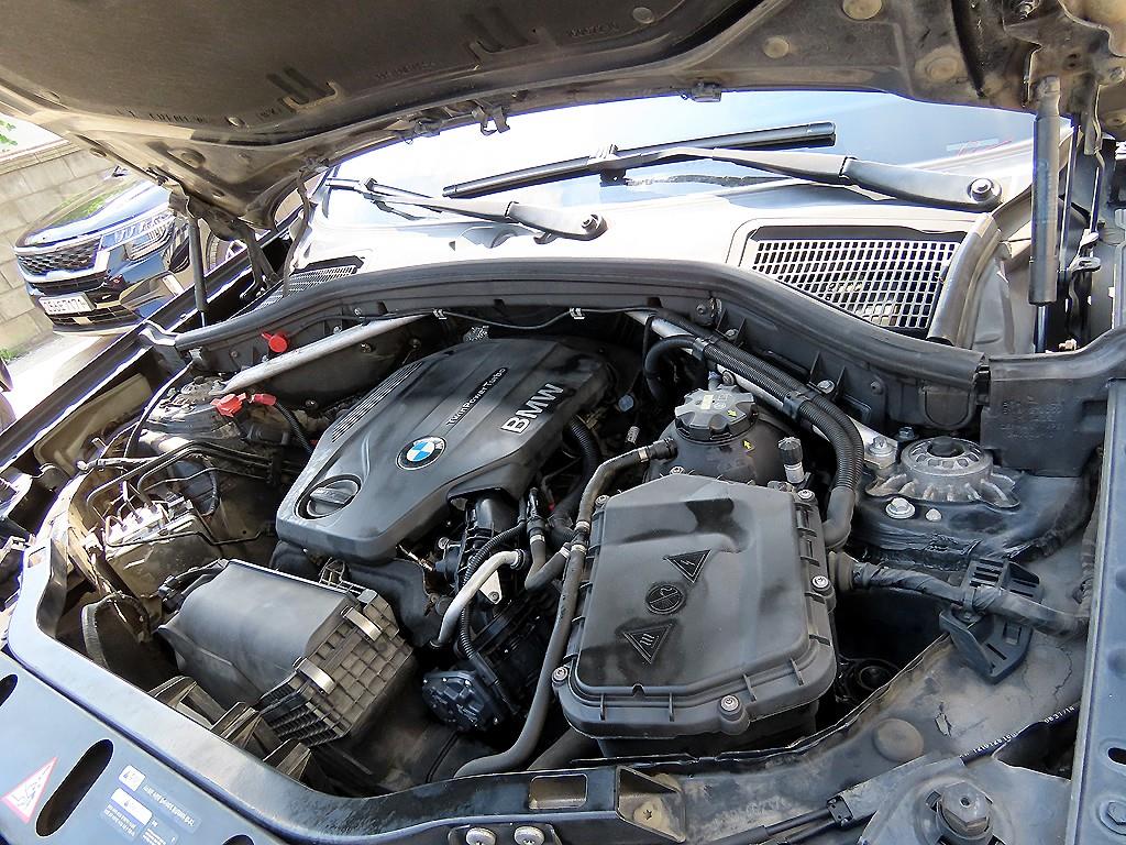 BMW X3 — photo 19