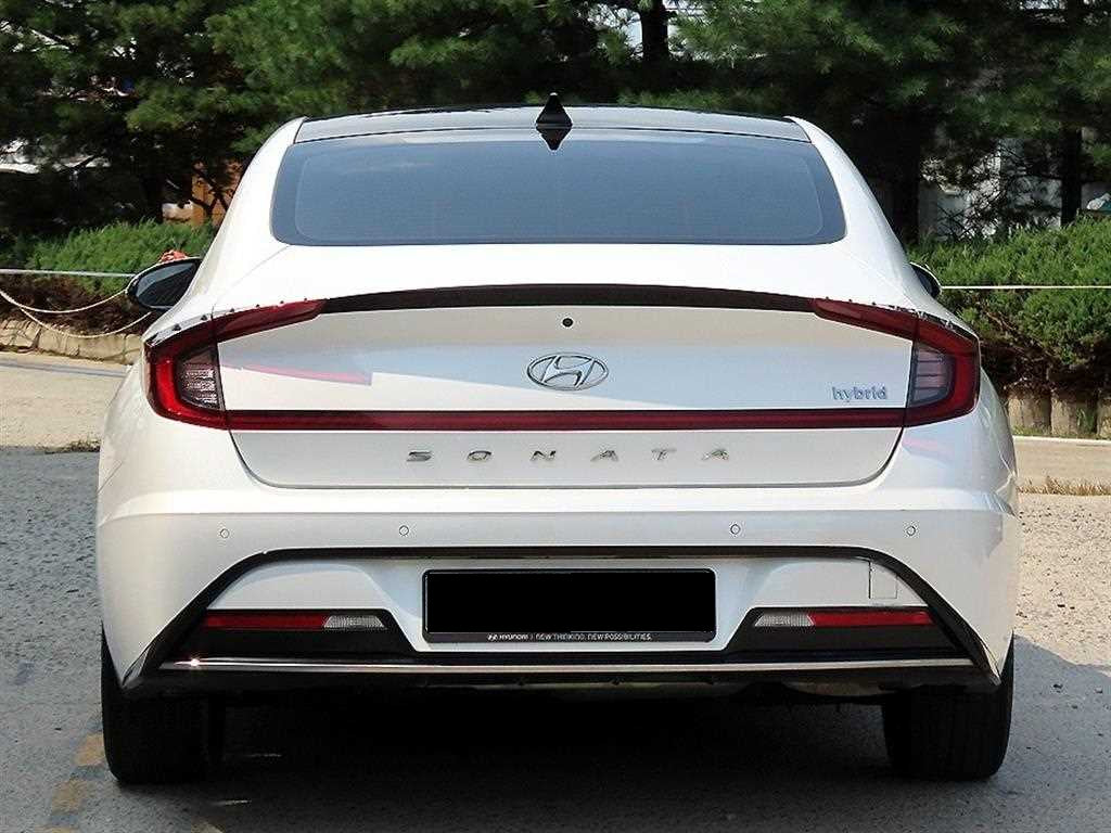 Hyundai Sonata — photo 04