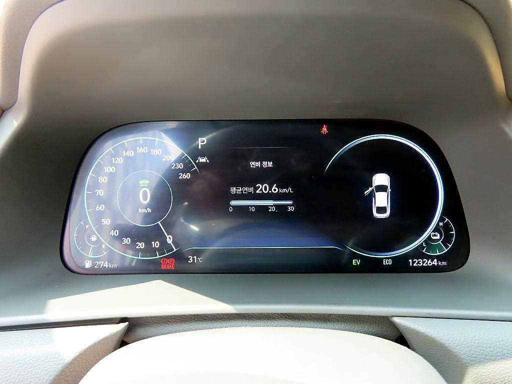 Hyundai Sonata — photo 09