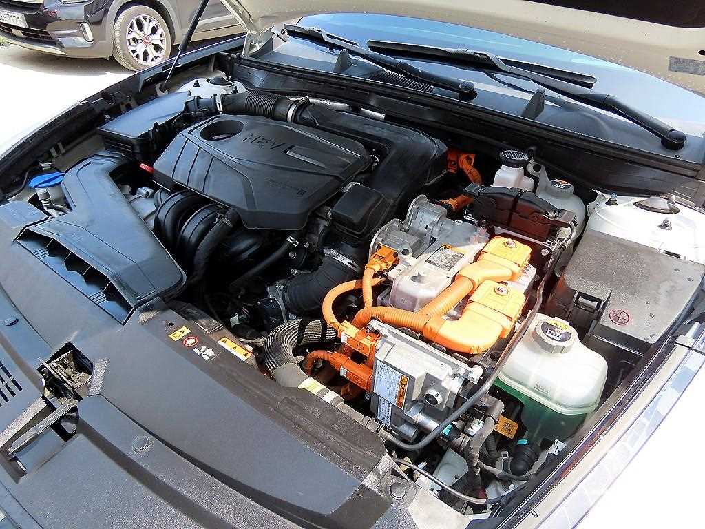 Hyundai Sonata — photo 19