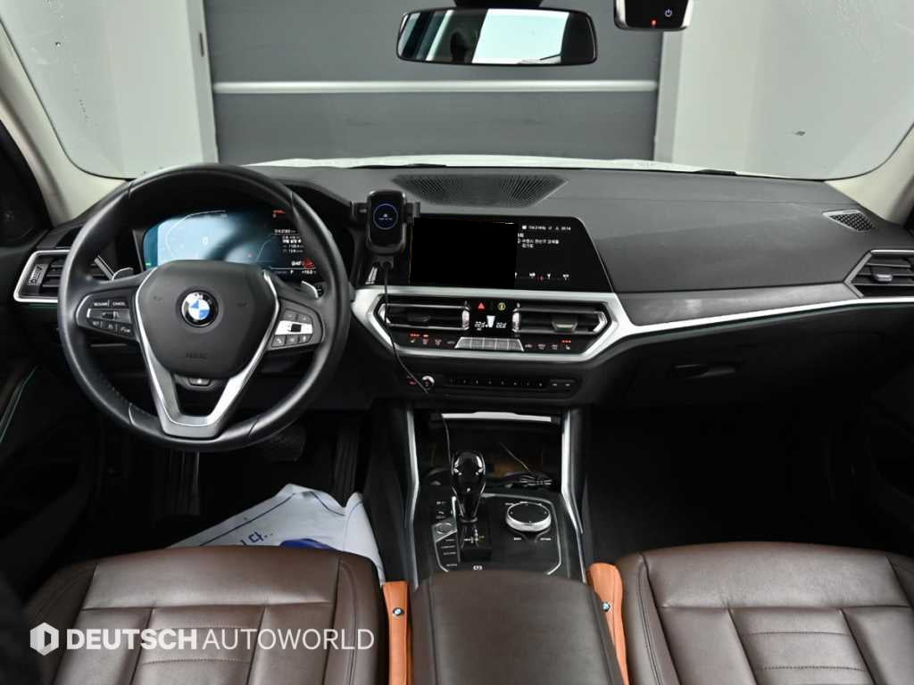 BMW 3-Series — photo 07