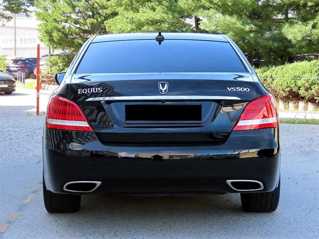 Hyundai Equus — photo 04