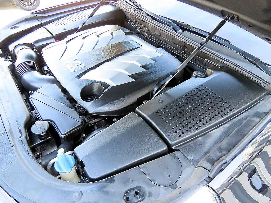 Hyundai Equus — photo 19