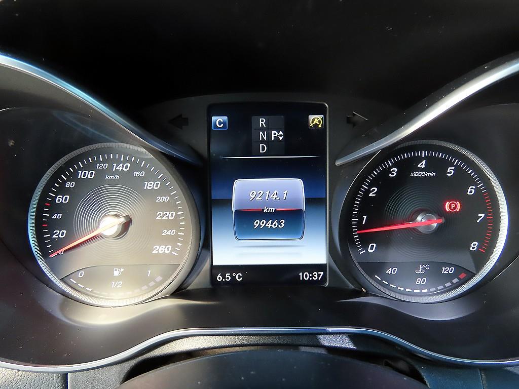 Mercedes-Benz C-Class — photo 09