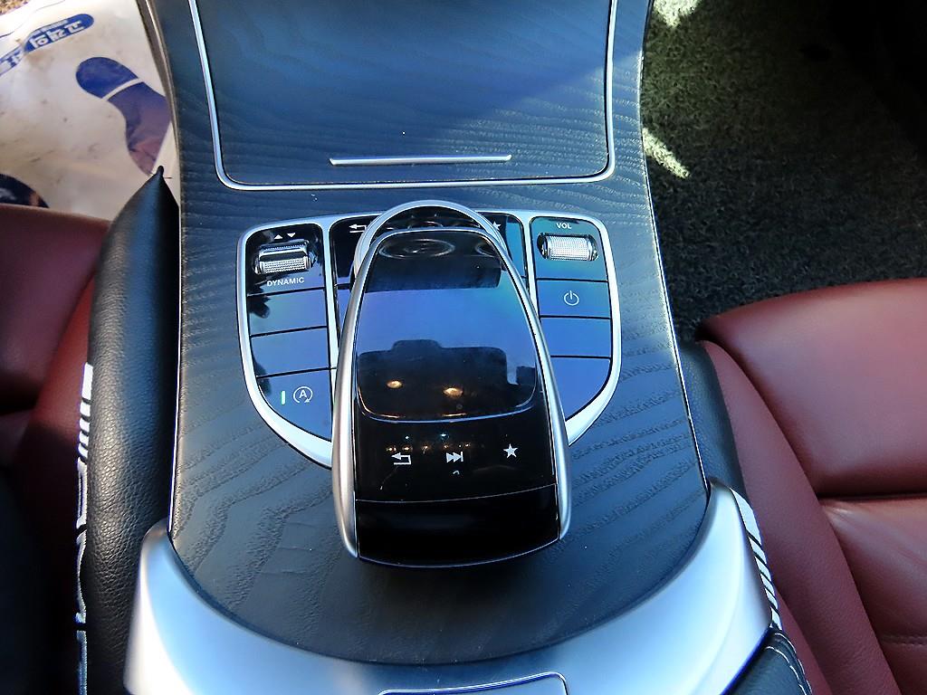 Mercedes-Benz C-Class — photo 13