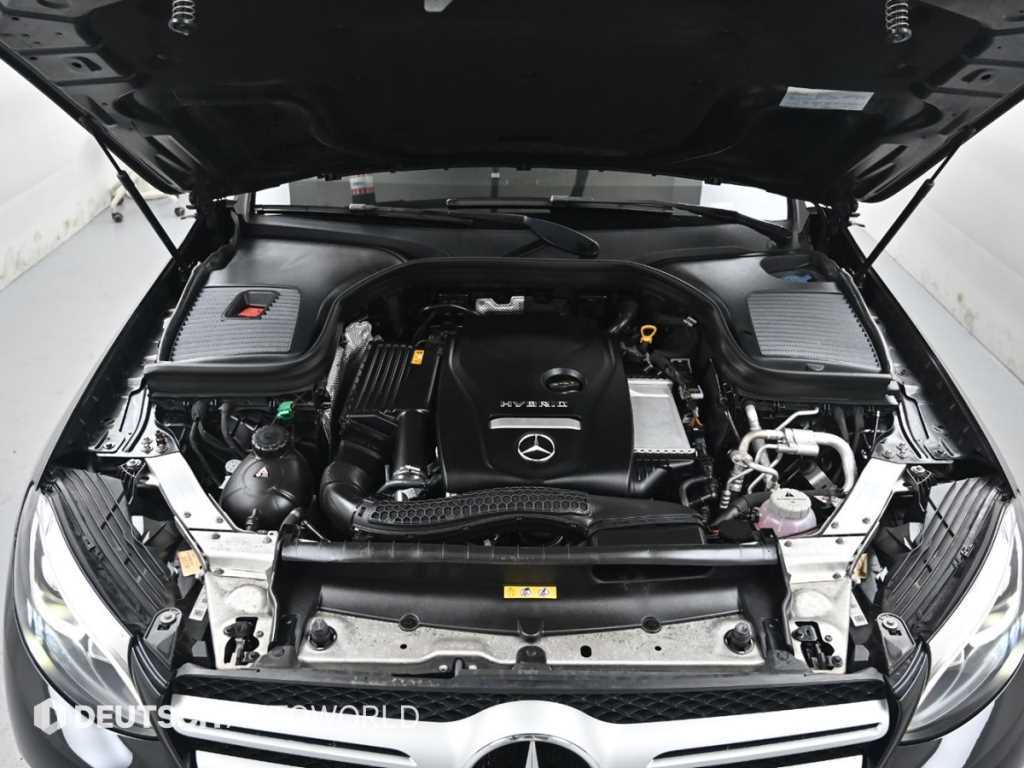 Mercedes-Benz GLC-Class — photo 06