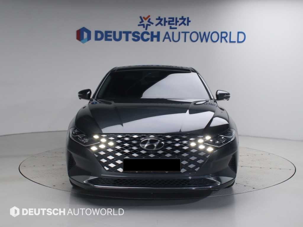 Hyundai Grandeur — photo 03
