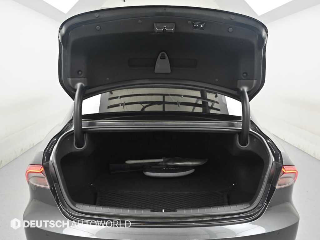 Hyundai Grandeur — photo 19