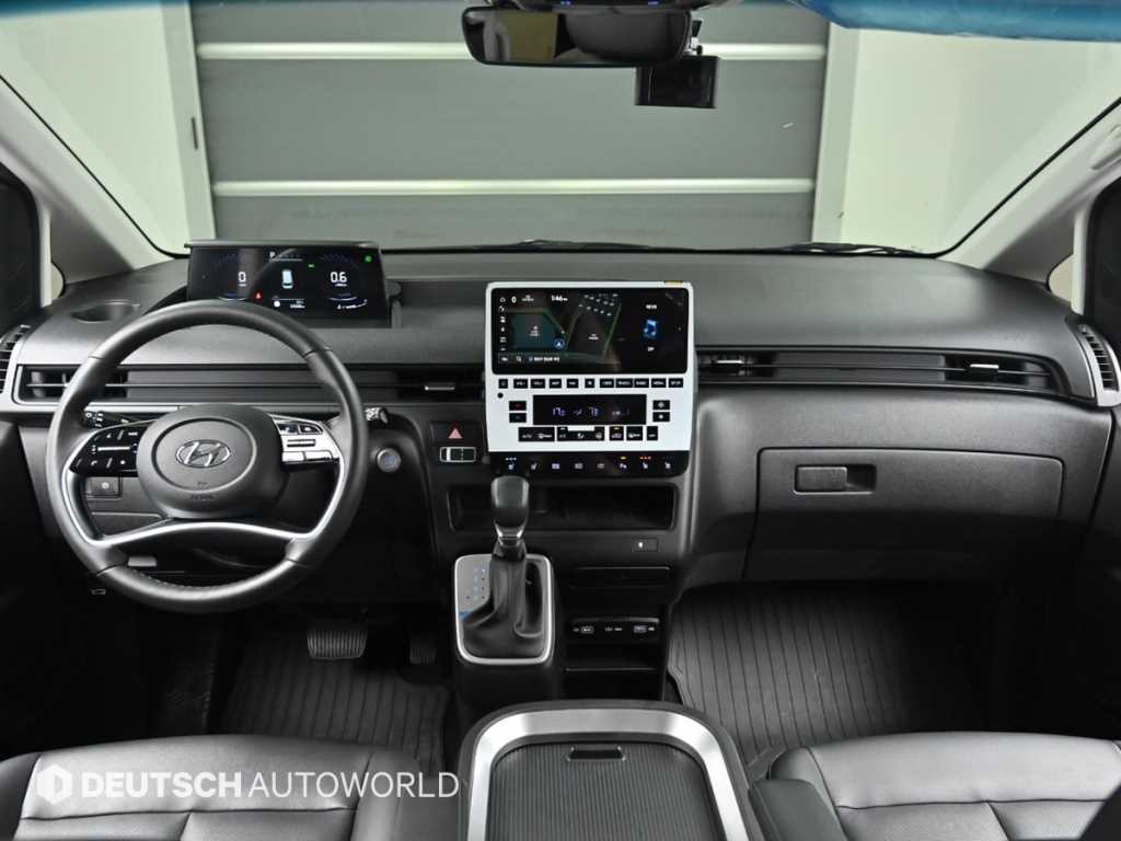 Hyundai Staria — photo 07