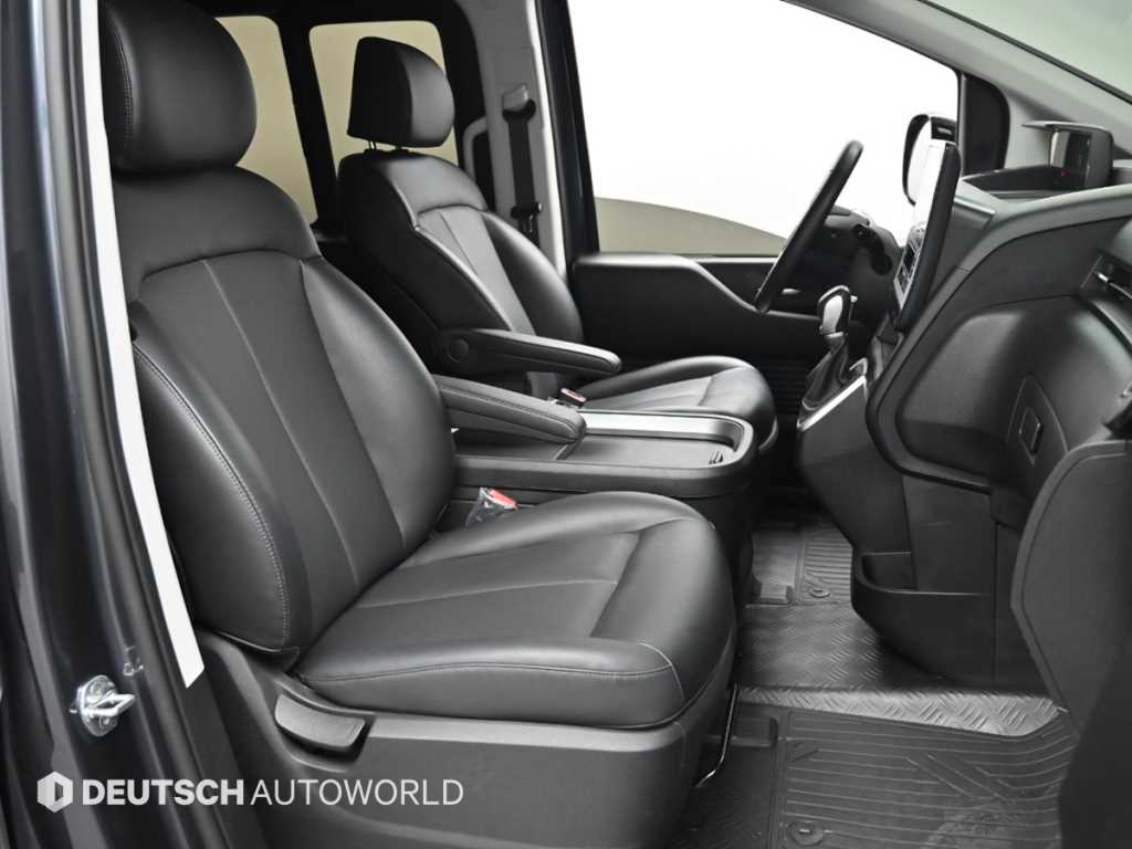 Hyundai Staria — photo 10