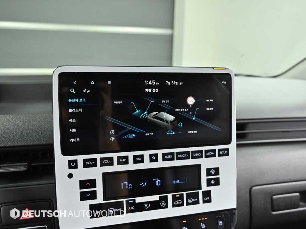Hyundai Staria — photo 17